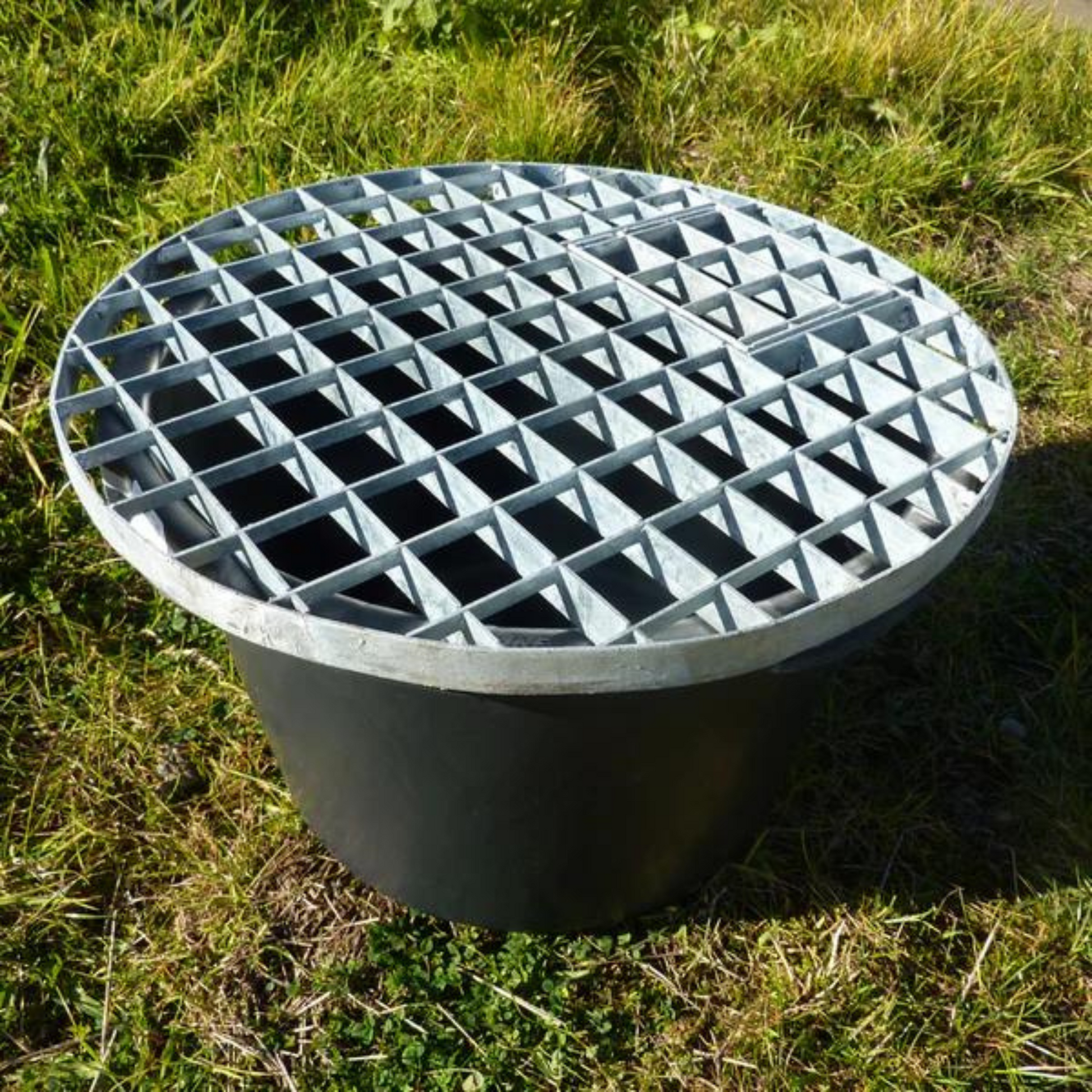 Slate Column with Stainless Steel Top Garden Water Feature