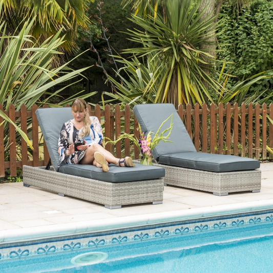 Sandringham/Chatsworth Double Sun Lounger with Drink Table