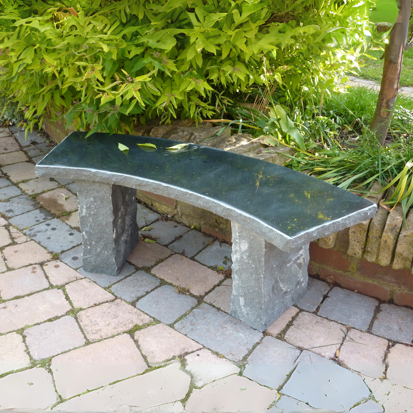 Balmoral Curved Bench Black Granite