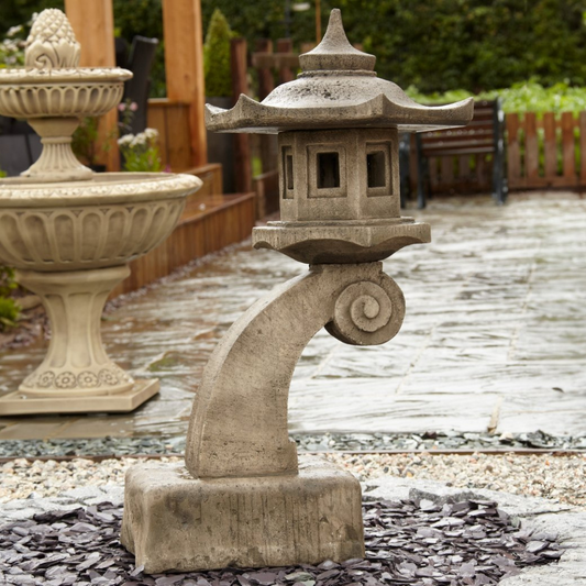 Borderstone Curved Pagoda Oriental Garden Ornament