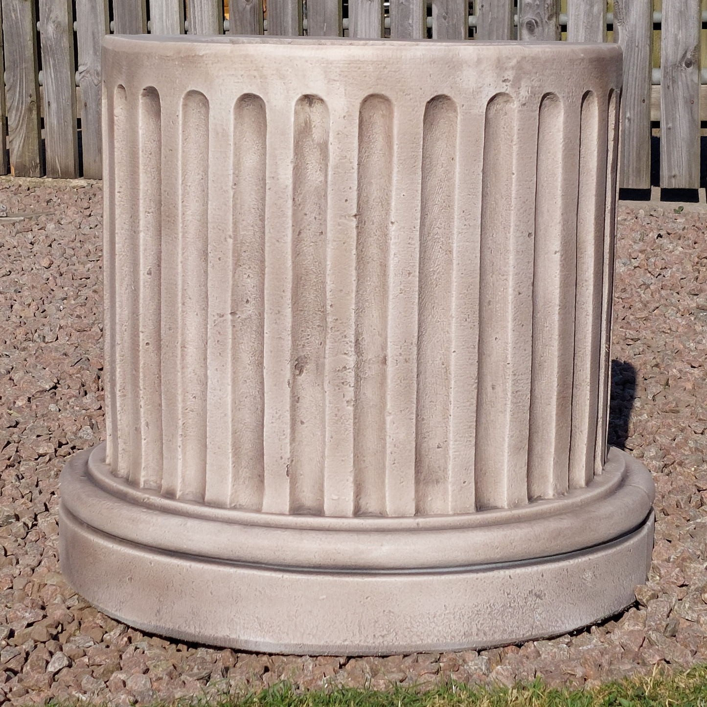 Borderstone Mega Fluted Column