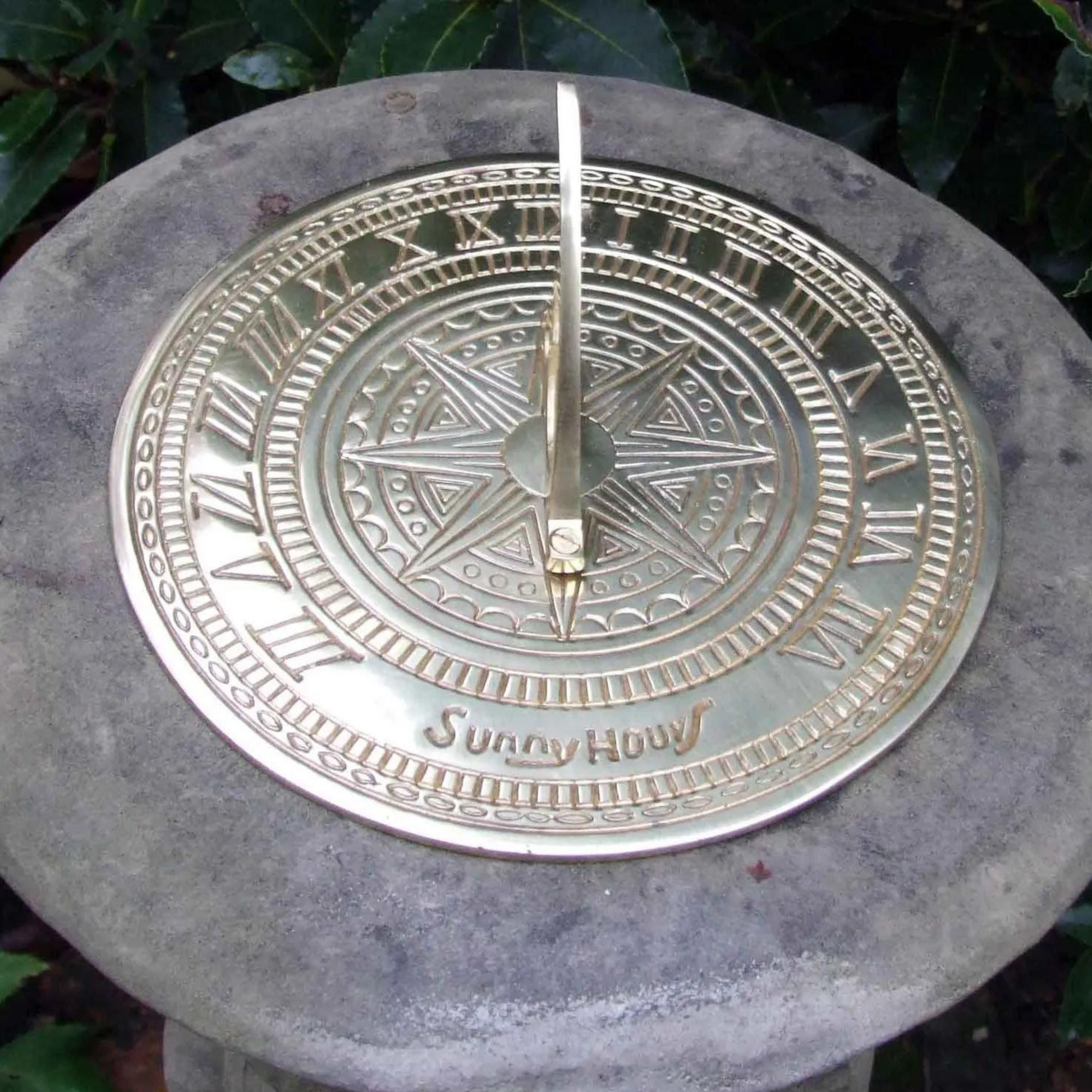 Brighton Stone & Brass Sundial Garden Ornament