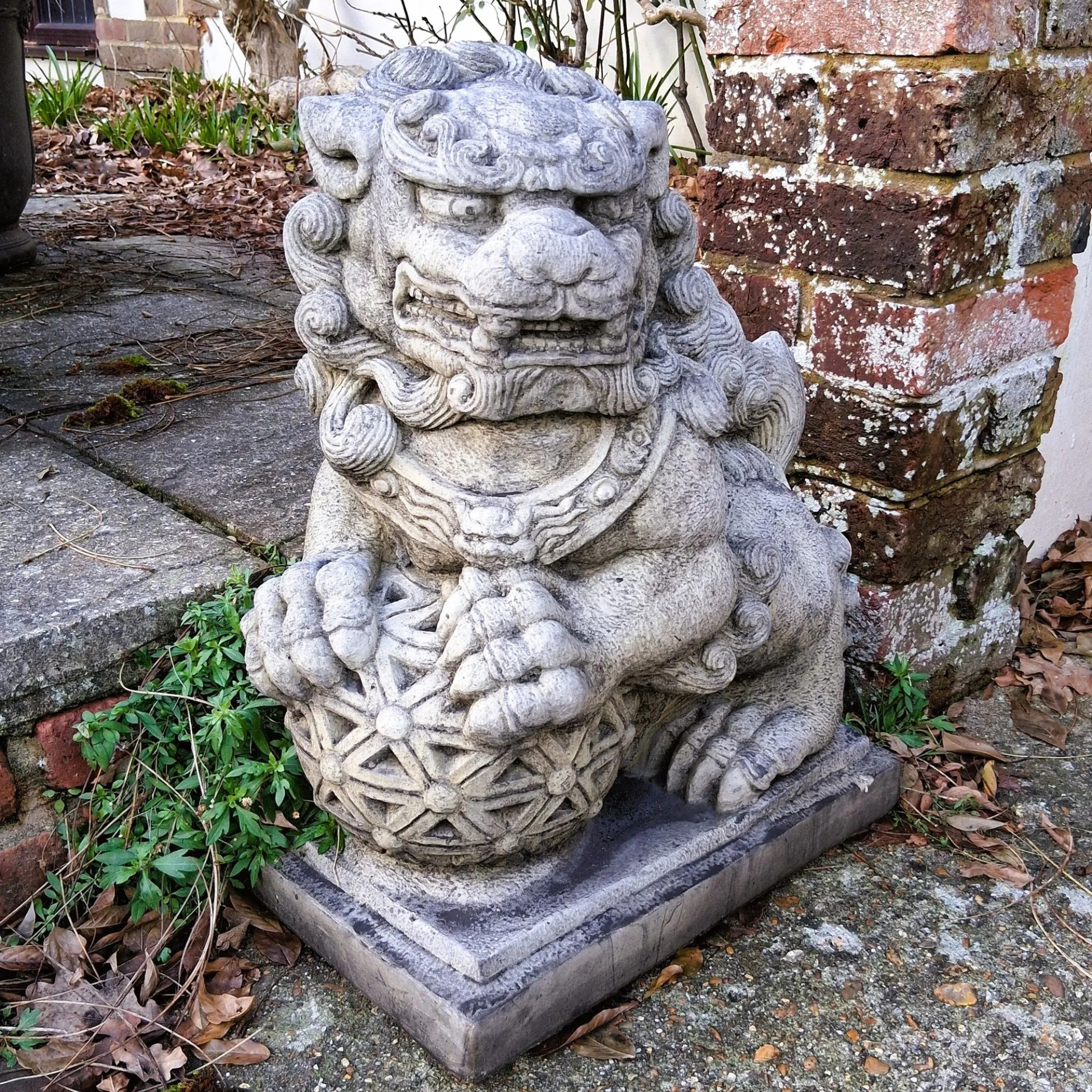 Foo Dog Pair Garden Ornaments