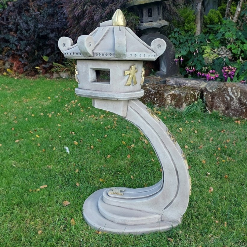 Oriental Curved Lantern Garden Ornament