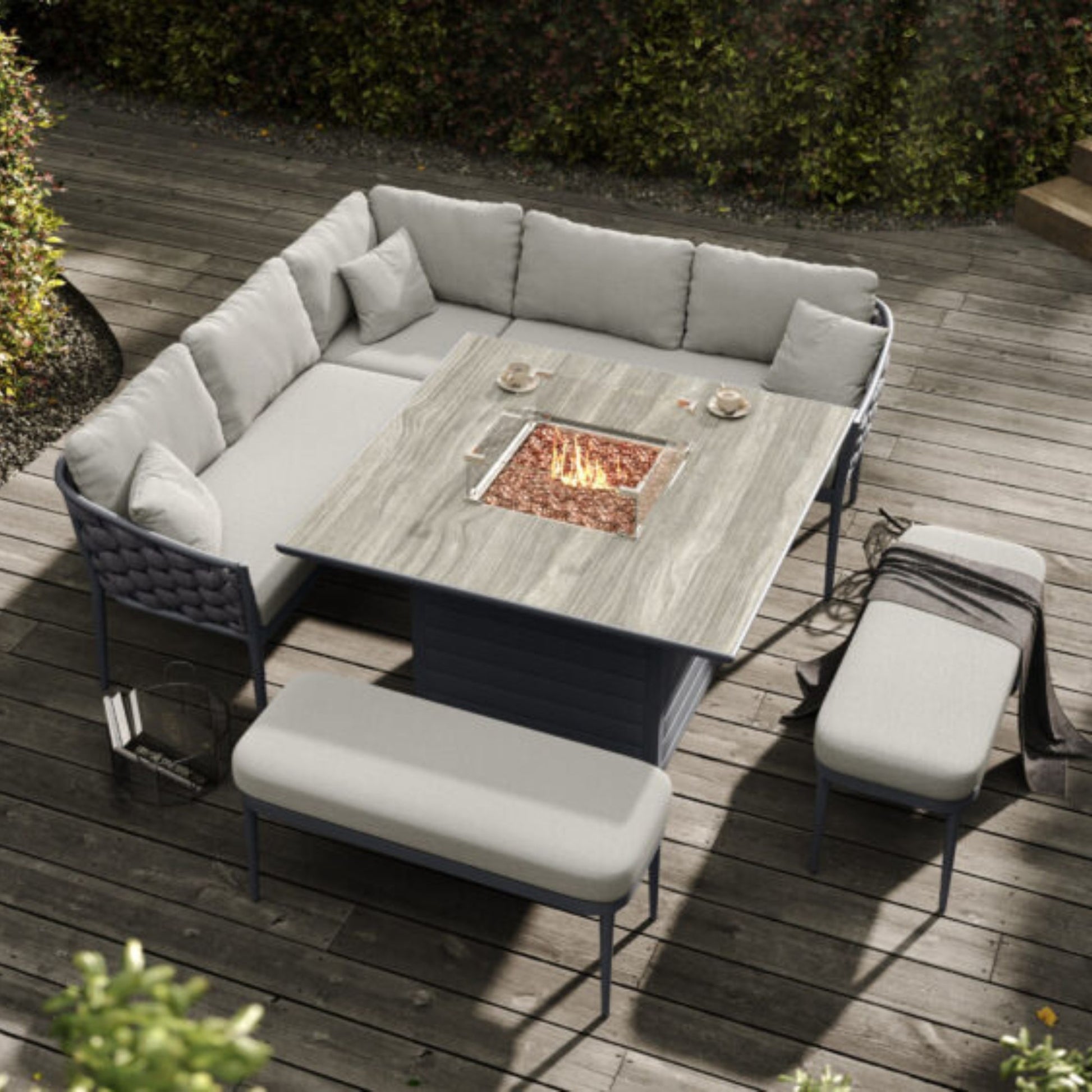 Pembroke Square Casual Dining Firepit Set