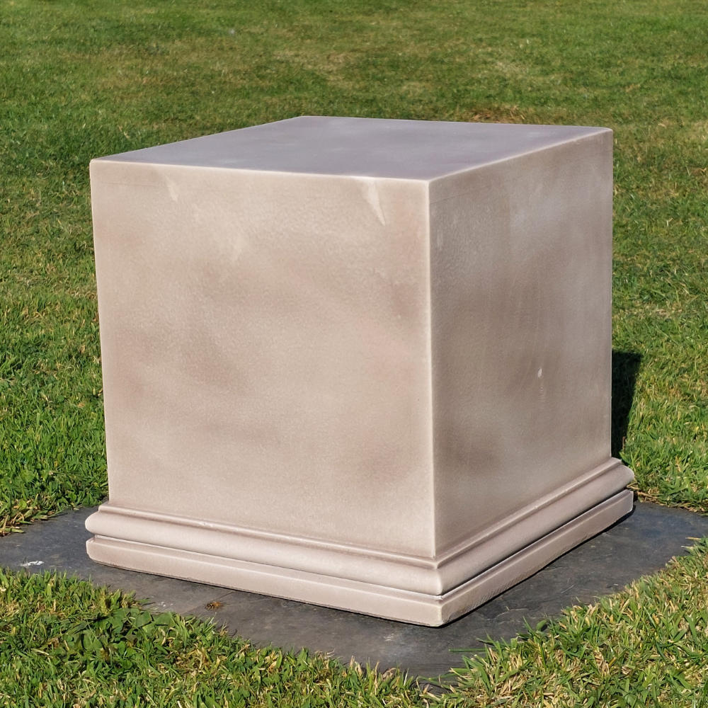 Plain Square Stone Base – Regal Gardens