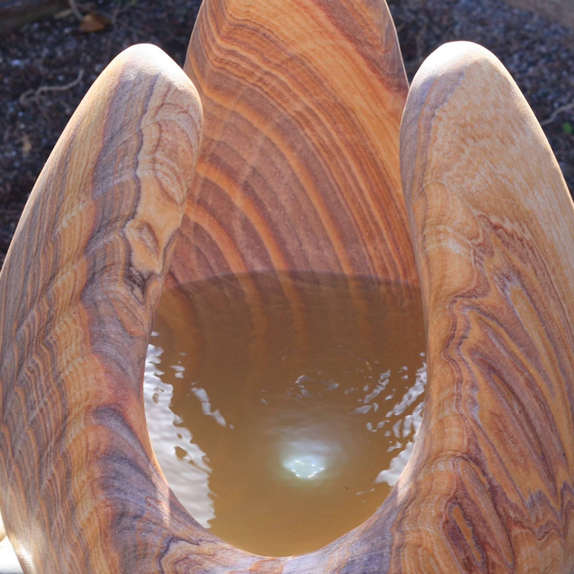 Rainbow Sandstone Babbling Lily Garden Water Feature