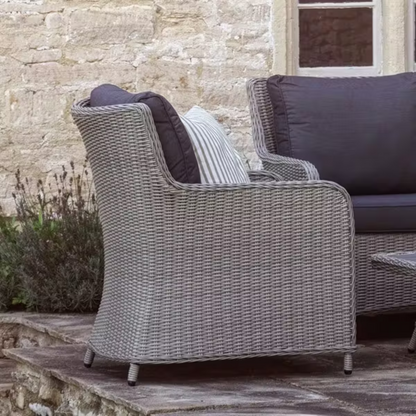 Sudgrove Lounge Outdoor Furniture Set