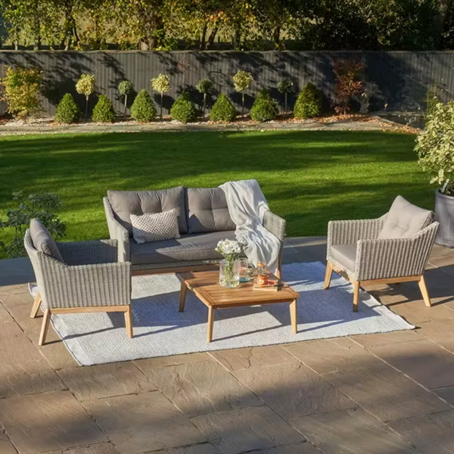 Withington Lounge Garden Furniture Set